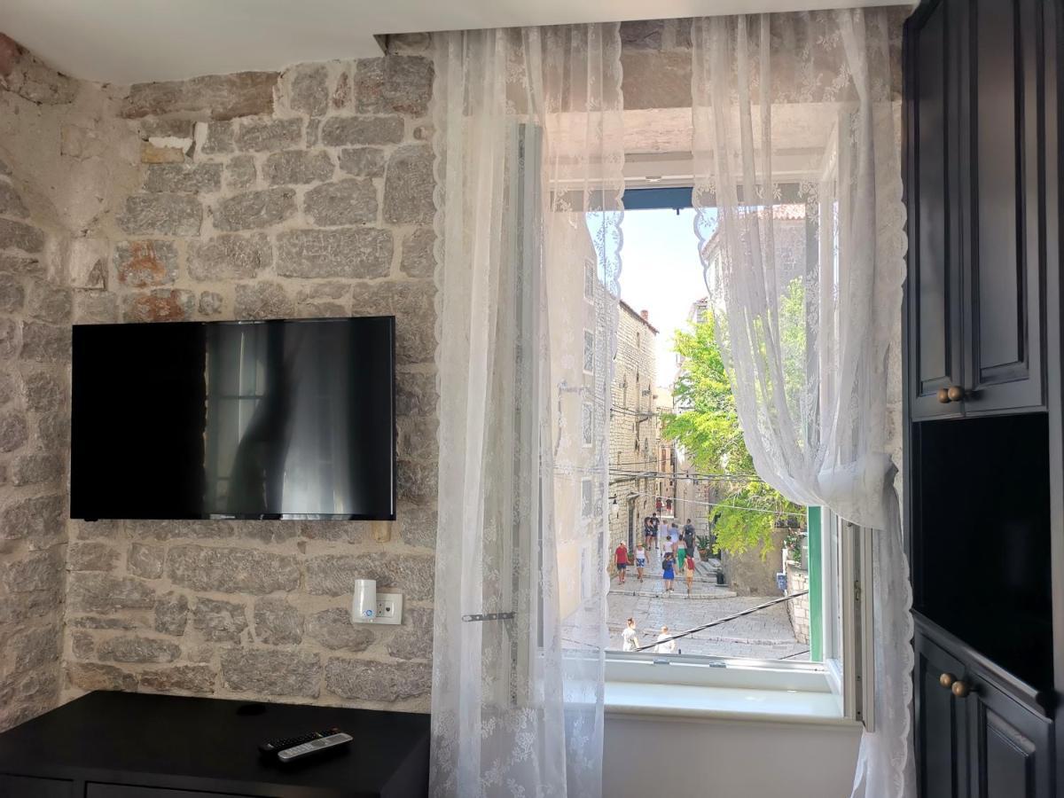 L&L Rooms Royal Sibenik Luaran gambar