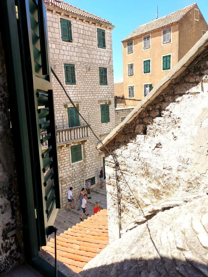 L&L Rooms Royal Sibenik Luaran gambar
