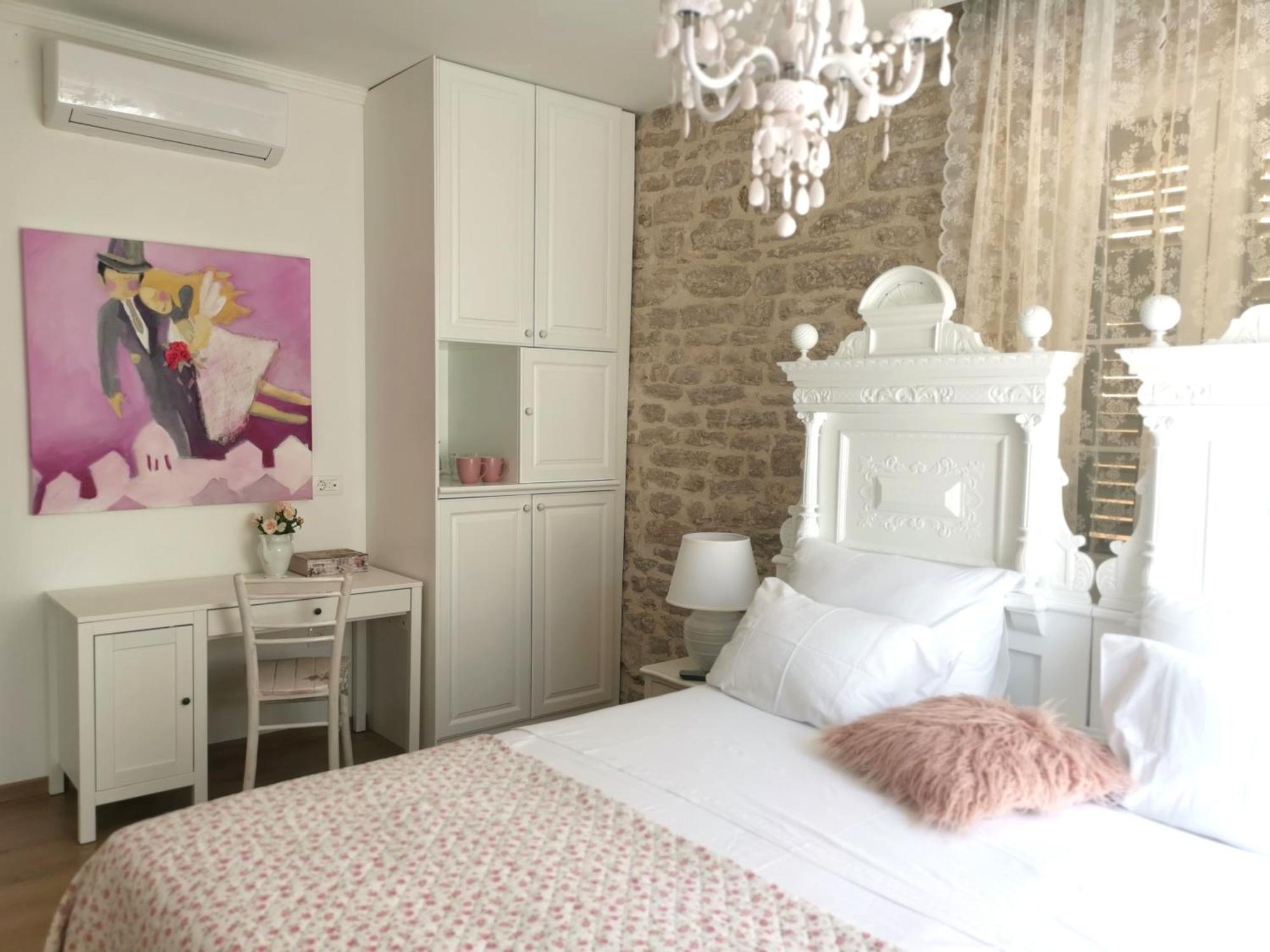 L&L Rooms Royal Sibenik Bilik gambar