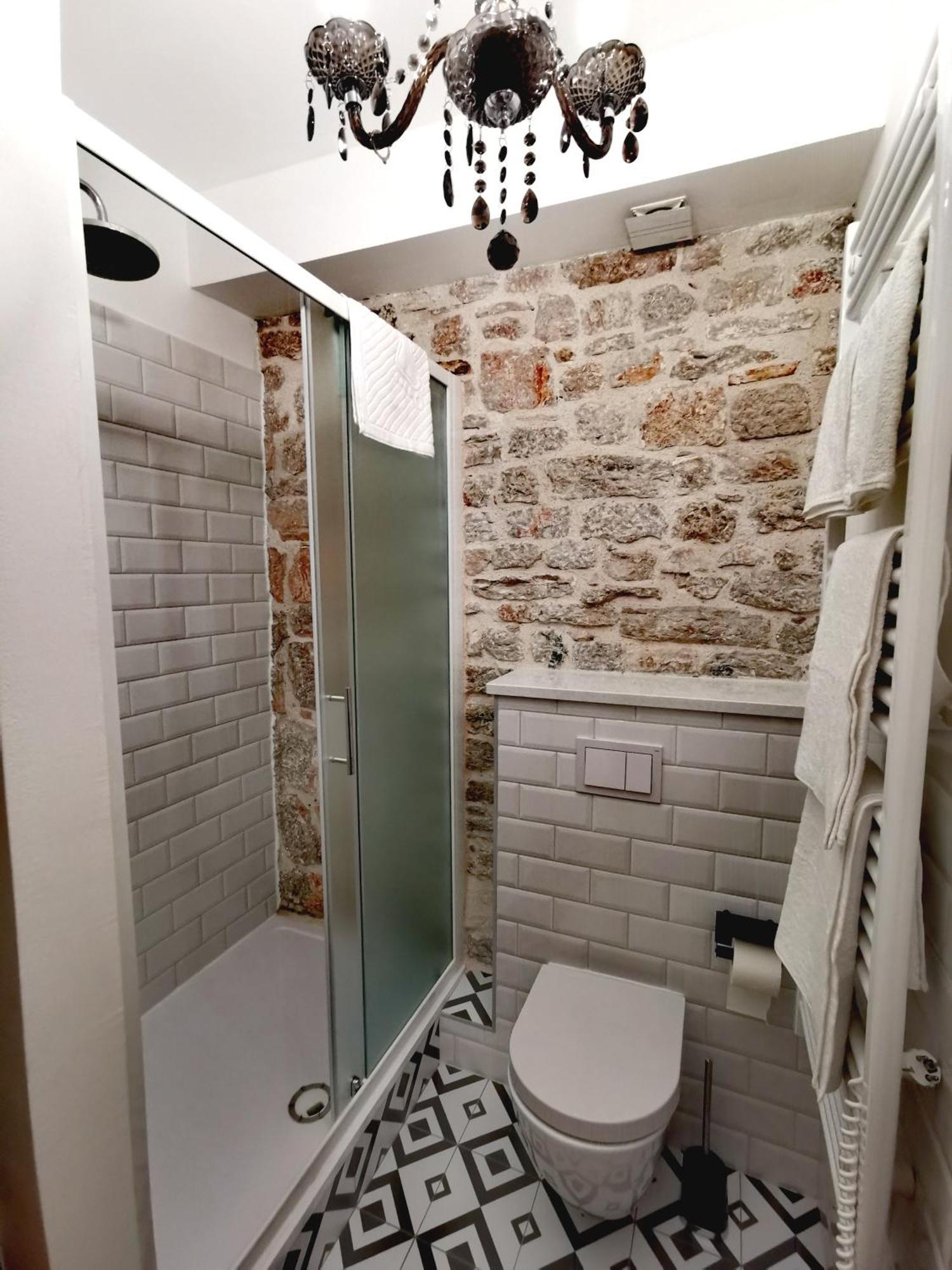 L&L Rooms Royal Sibenik Bilik gambar