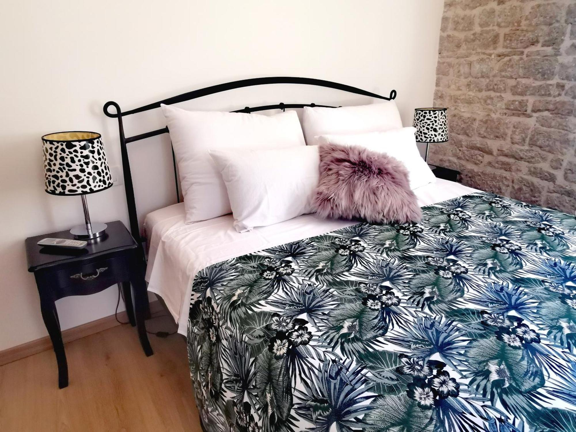 L&L Rooms Royal Sibenik Bilik gambar